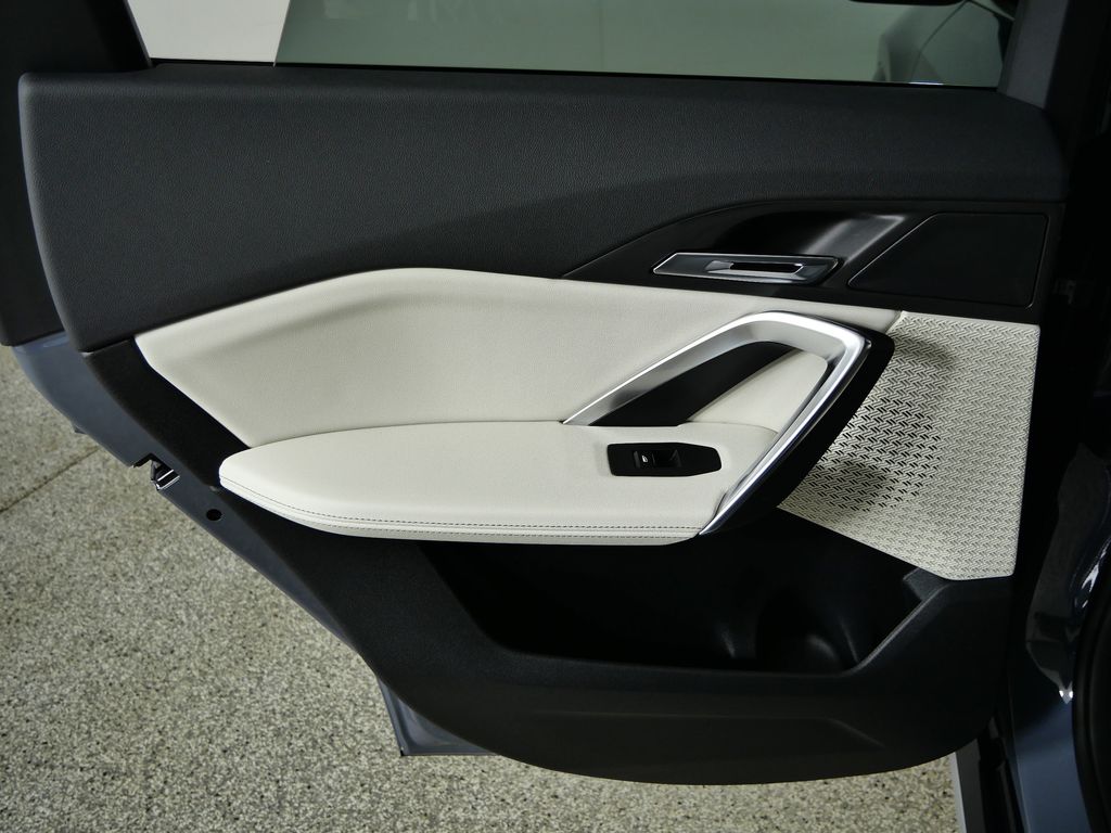 Thumbnail: 2026 BMW X1 - 28