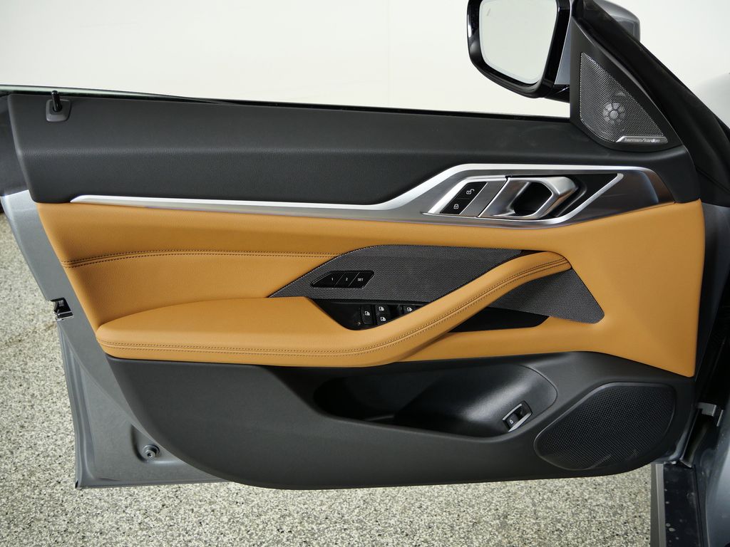 Thumbnail: 2026 BMW i4 - 32