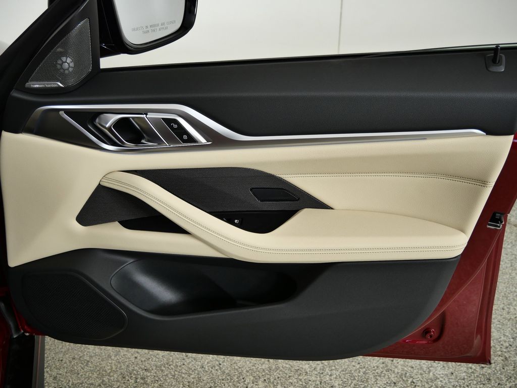 Thumbnail: 2026 BMW i4 - 19