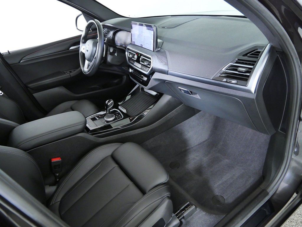 Thumbnail: 2023 BMW X3 - 22