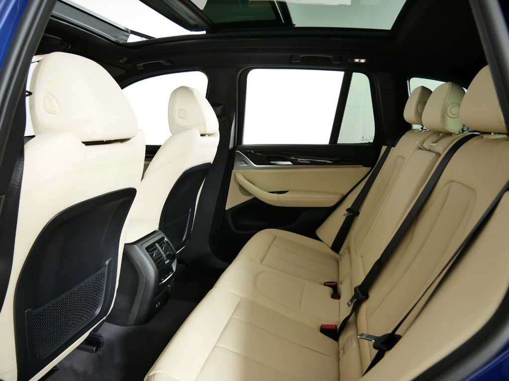 Thumbnail: 2024 BMW X3 - 28