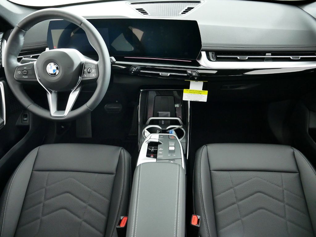 Thumbnail: 2025 BMW X1 - 6