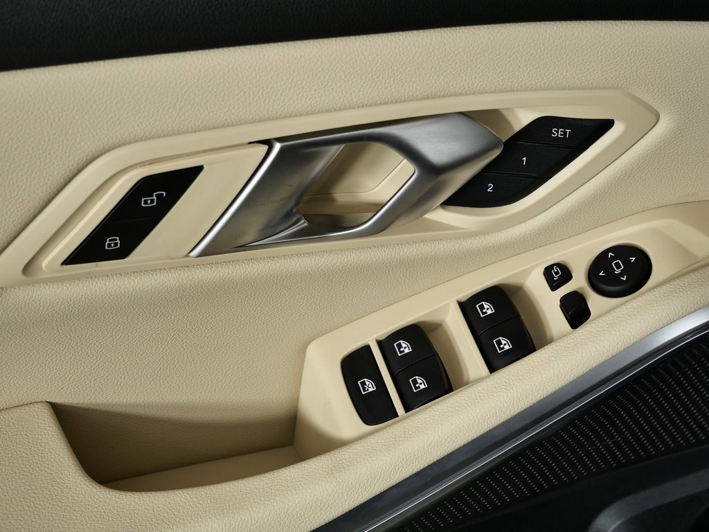 Thumbnail: 2026 BMW 3 Series - 35