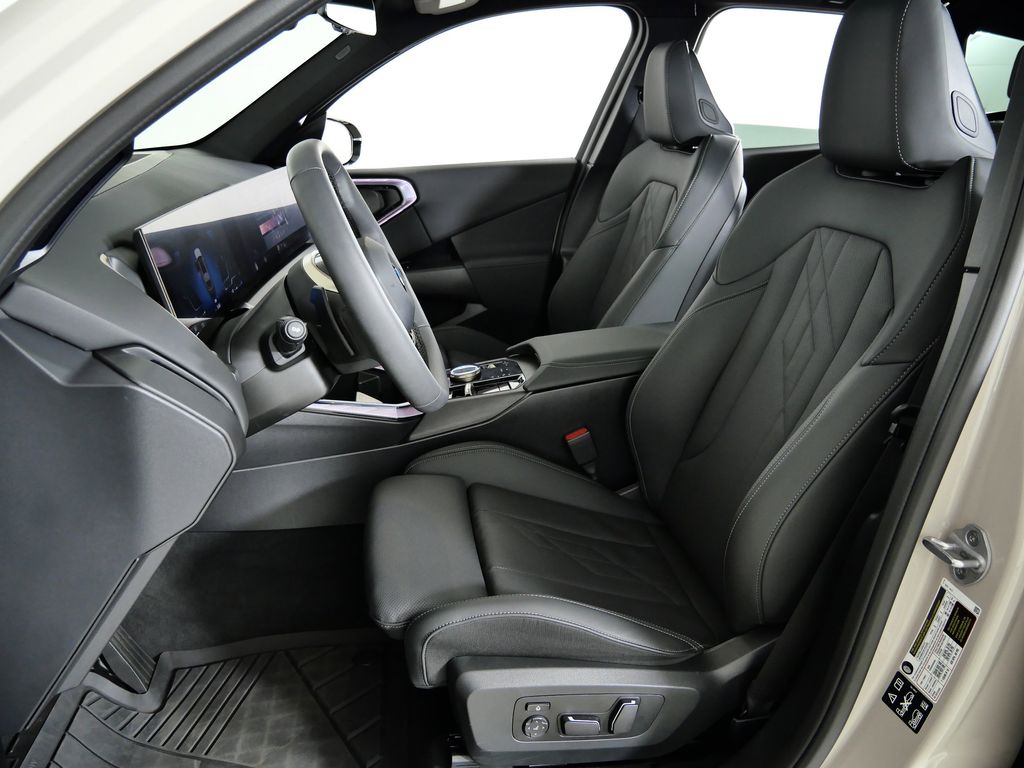 Thumbnail: 2025 BMW X3 - 39