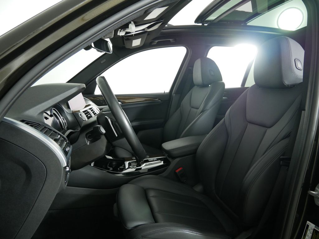 Thumbnail: 2019 BMW X3 - 32