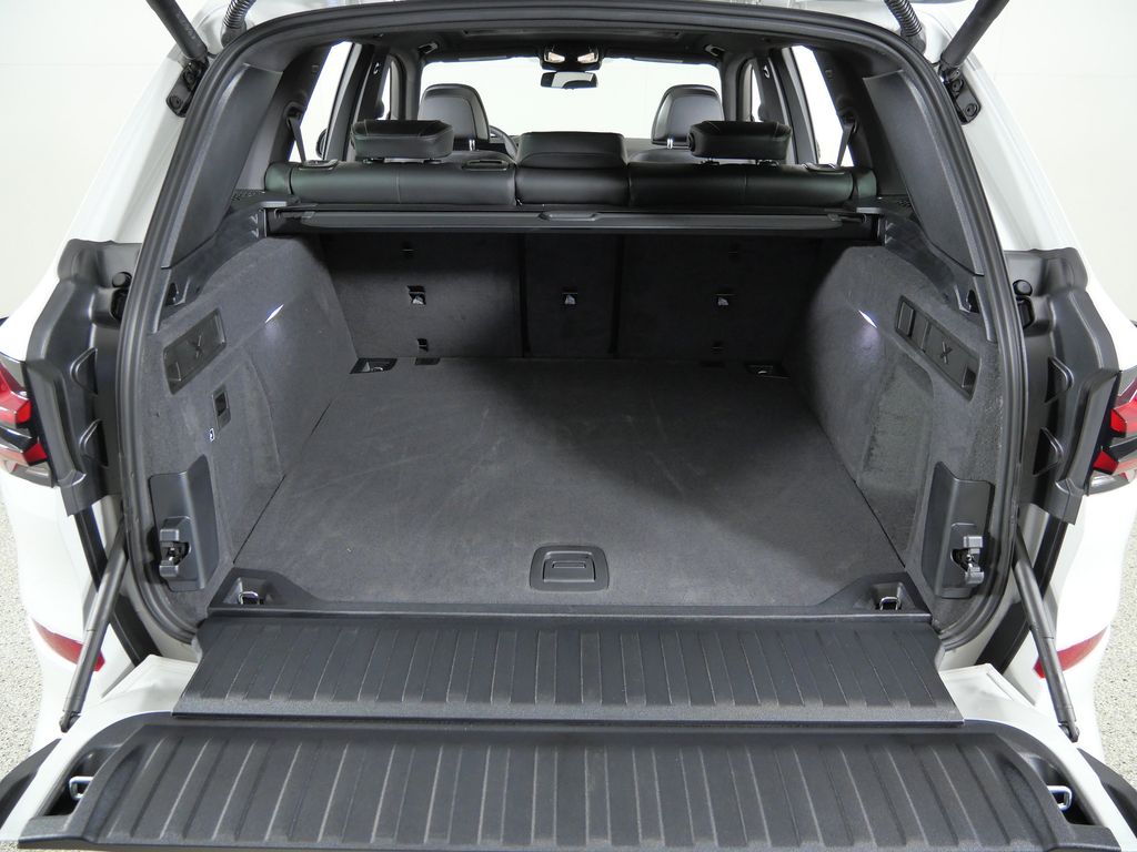 Thumbnail: 2026 BMW X5 - 28