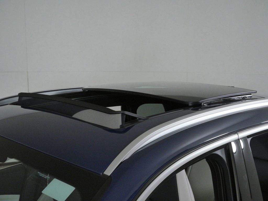 Thumbnail: 2026 BMW X1 - 17