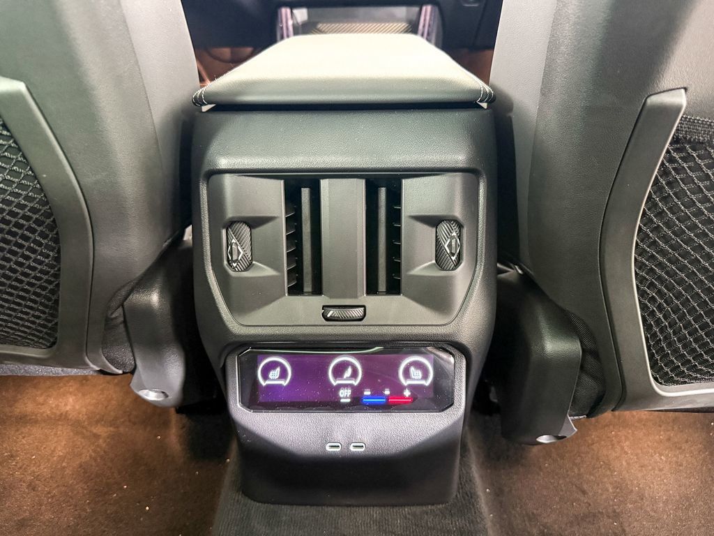 Thumbnail: 2025 BMW X3 - 27