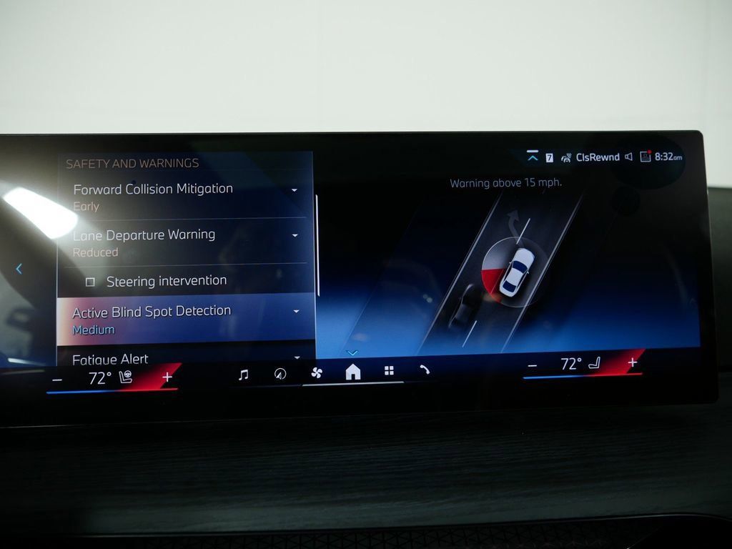 Thumbnail: 2025 BMW 4 Series - 45