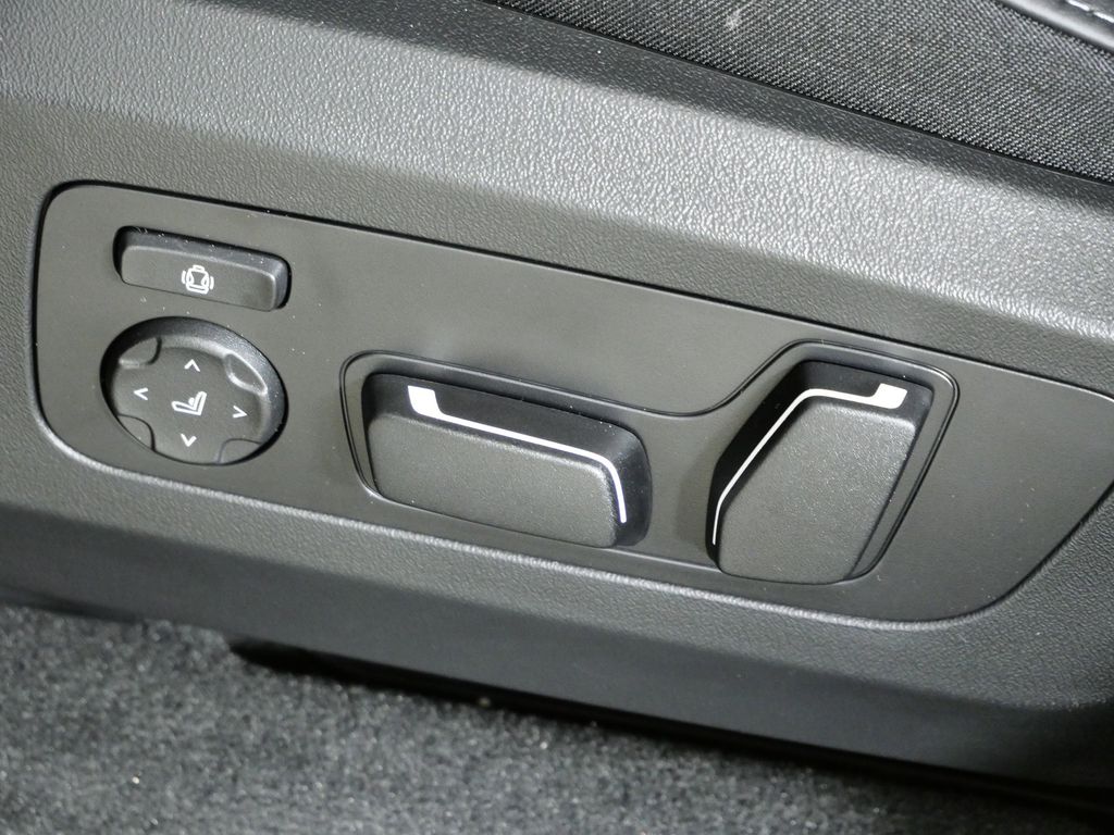 Thumbnail: 2026 BMW X3 - 39