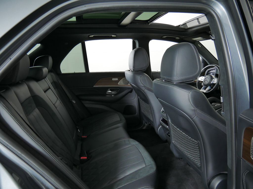 Thumbnail: 2023 Mercedes-Benz GLE - 24