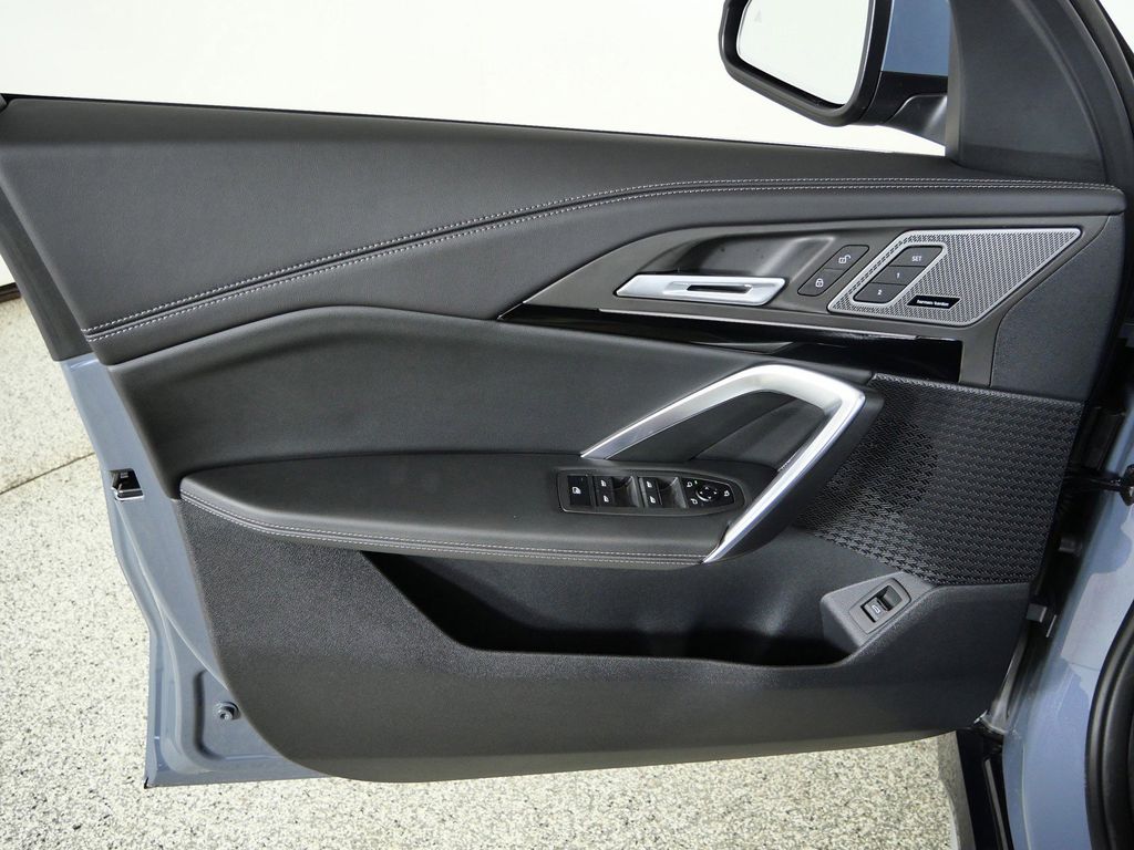 Thumbnail: 2026 BMW X1 - 31