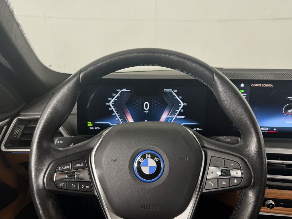 Thumbnail: 2023 BMW i4 - 9