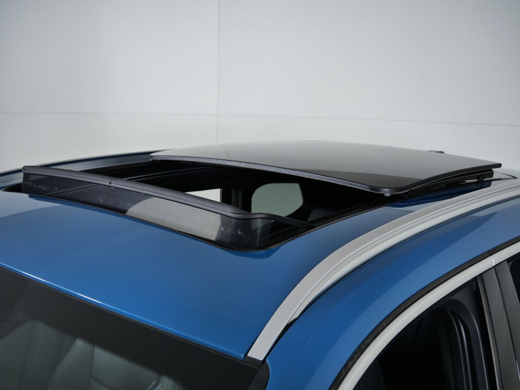 Thumbnail: 2025 BMW X1 - 22