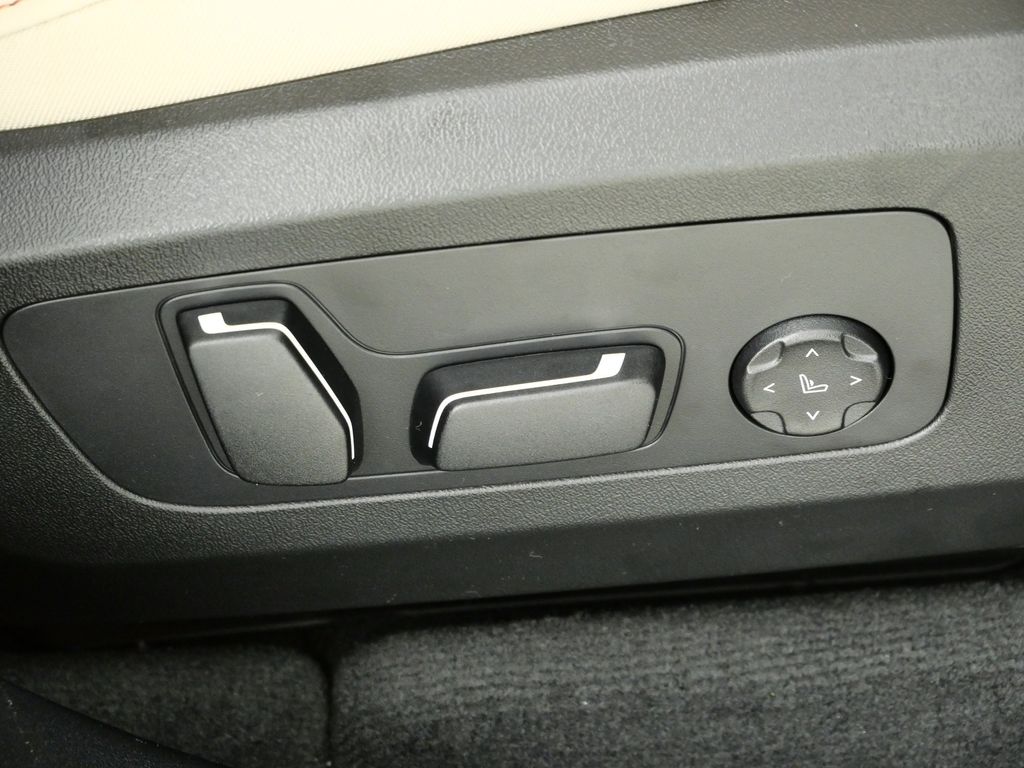 Thumbnail: 2026 BMW X3 - 23