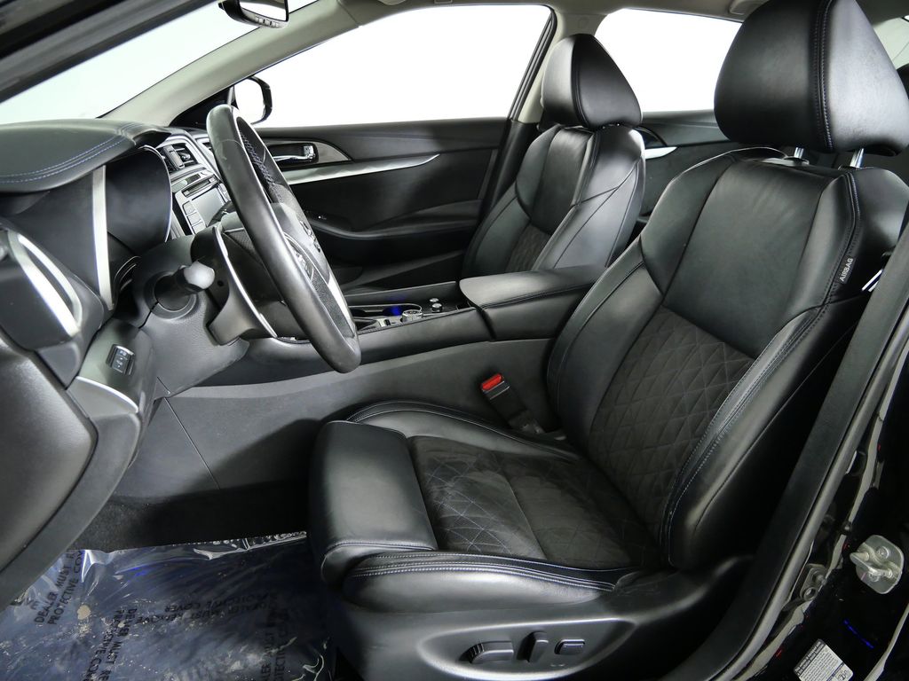 Thumbnail: 2016 Nissan Maxima - 33