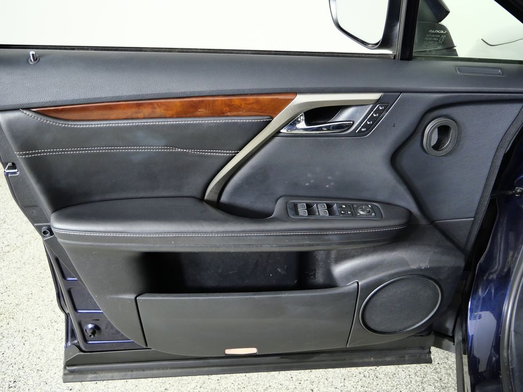 Thumbnail: 2018 Lexus RX - 33