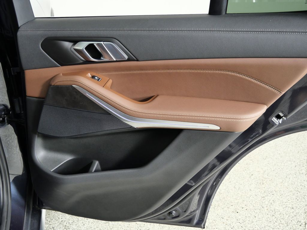 Thumbnail: 2022 BMW X5 - 29