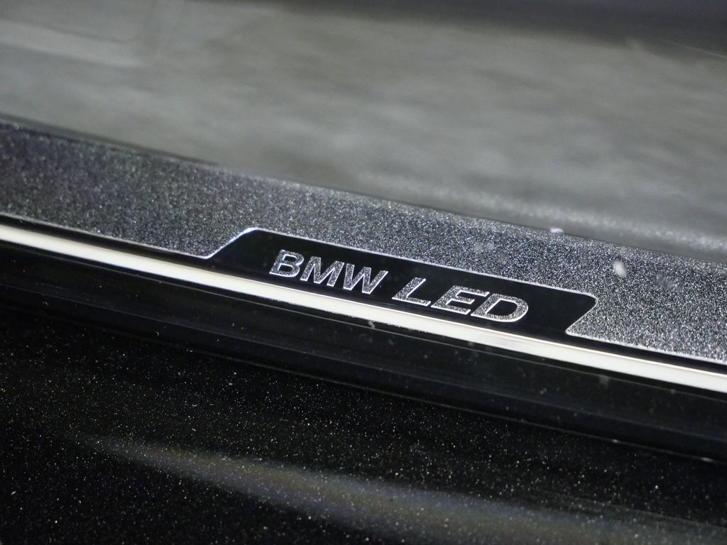 Thumbnail: 2023 BMW i7 - 5