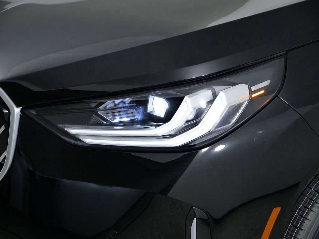 Thumbnail: 2026 BMW X3 - 4