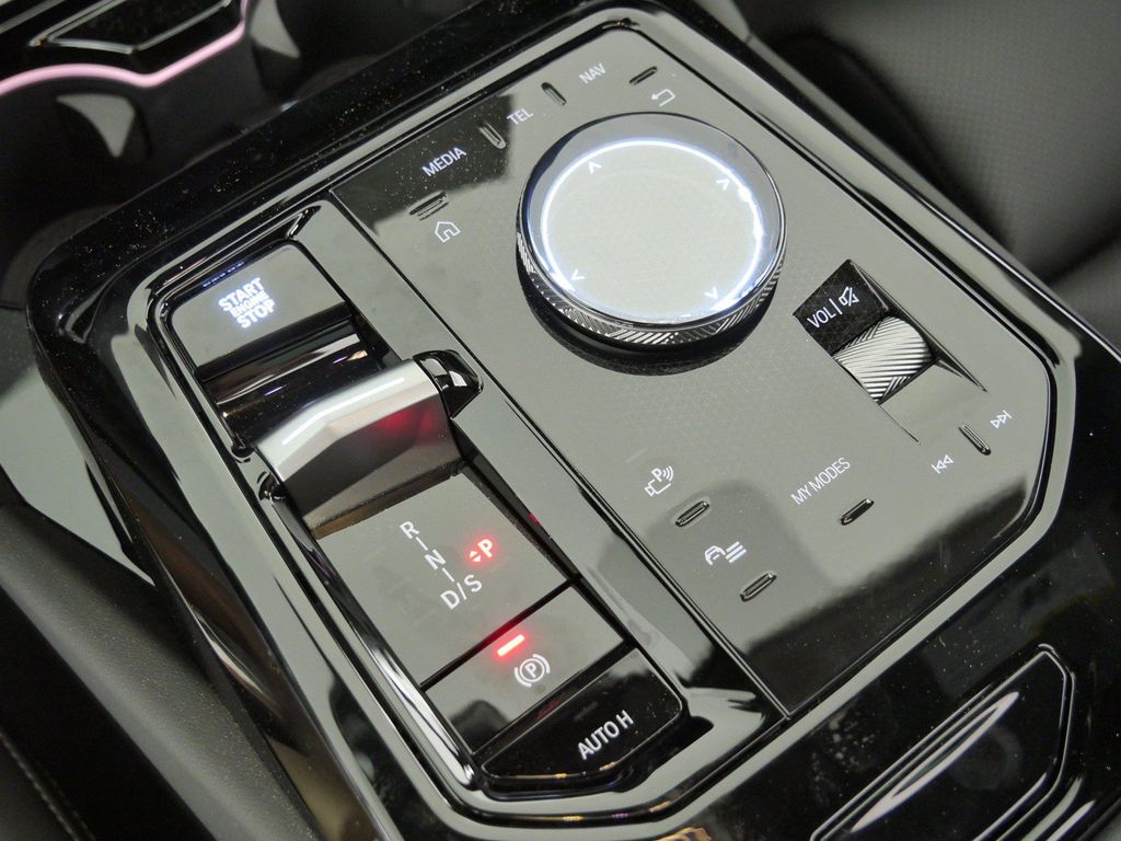 Thumbnail: 2027 BMW 5 Series - 48