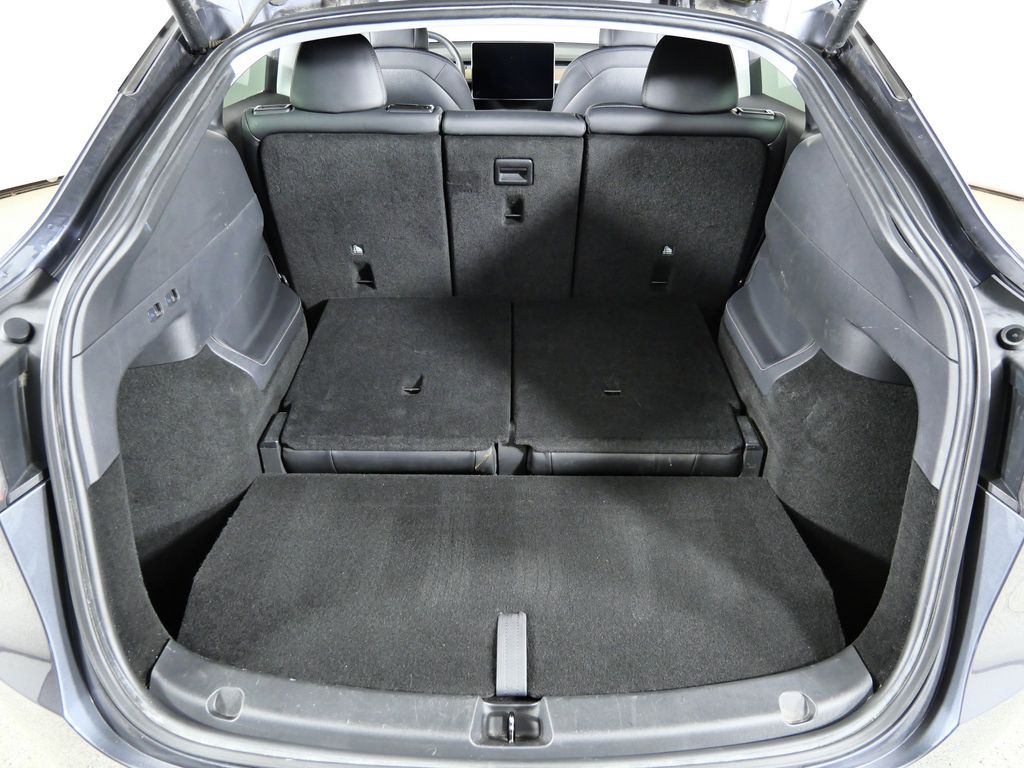 Thumbnail: 2021 Tesla Model Y - 27