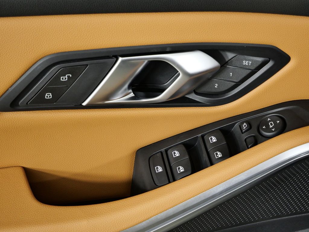 Thumbnail: 2025 BMW 3 Series - 35