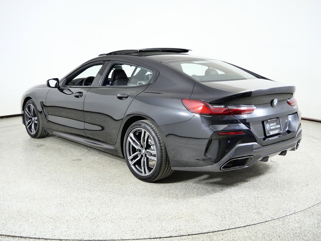 Thumbnail: 2026 BMW 8 Series - 15
