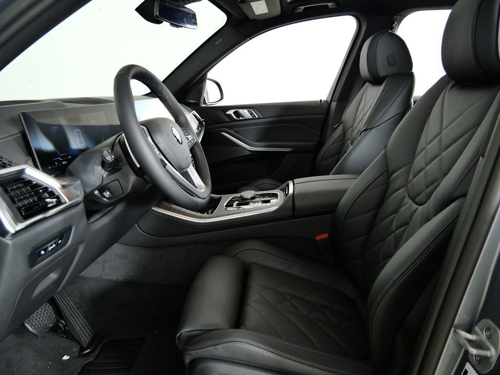 Thumbnail: 2026 BMW X5 - 37