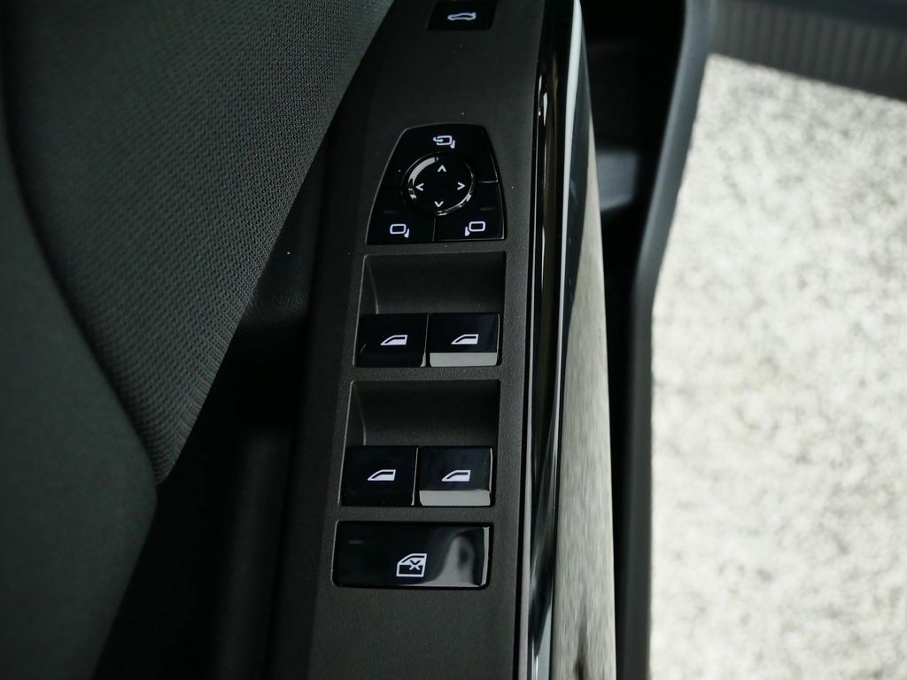 Thumbnail: 2026 BMW X3 - 36