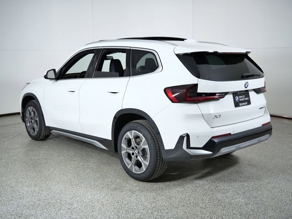 Thumbnail: 2026 BMW X1 - 16