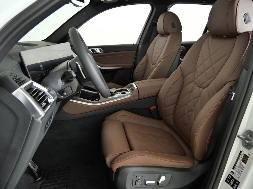 Thumbnail: 2026 BMW X5 - 38