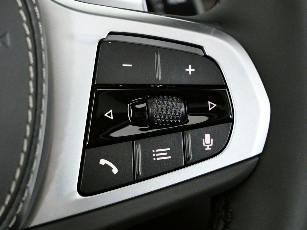 Thumbnail: 2026 BMW X5 - 42