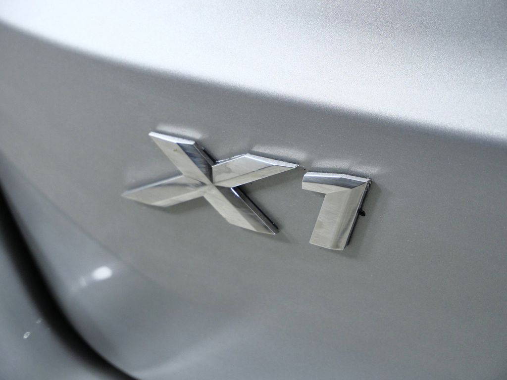 Thumbnail: 2026 BMW X1 - 13