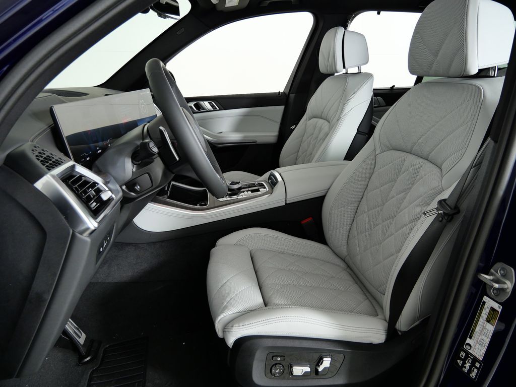 Thumbnail: 2026 BMW X5 - 36