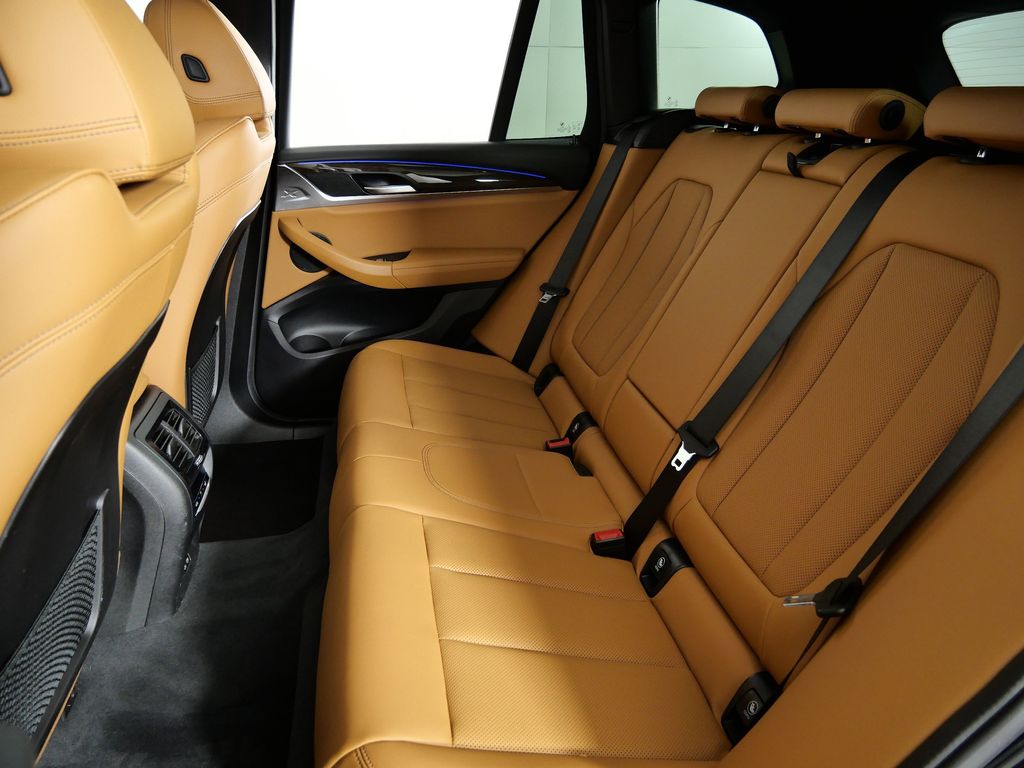 Thumbnail: 2022 BMW X3 - 32