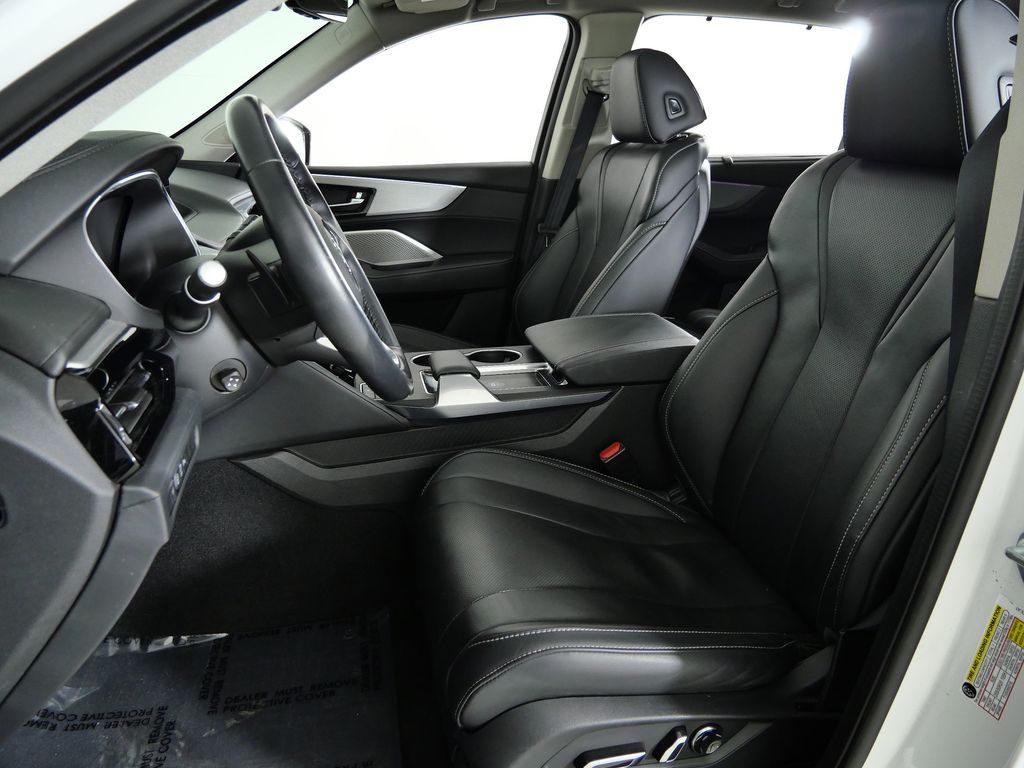 Thumbnail: 2023 Acura MDX - 34