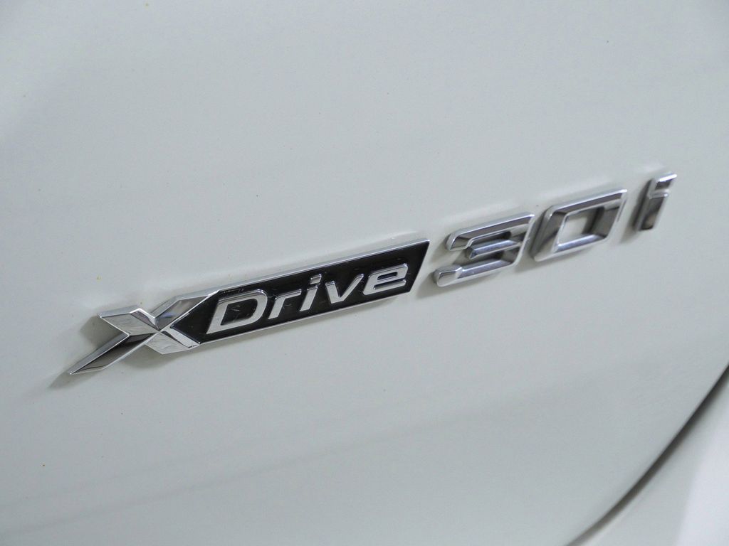 Thumbnail: 2023 BMW X3 - 15
