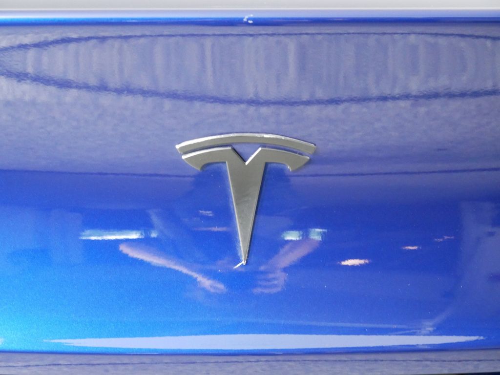 Thumbnail: 2020 Tesla Model Y - 11