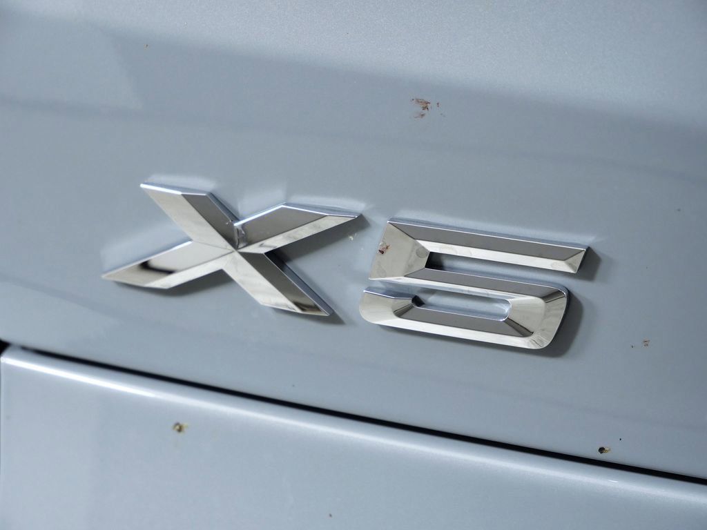 Thumbnail: 2026 BMW X5 - 15