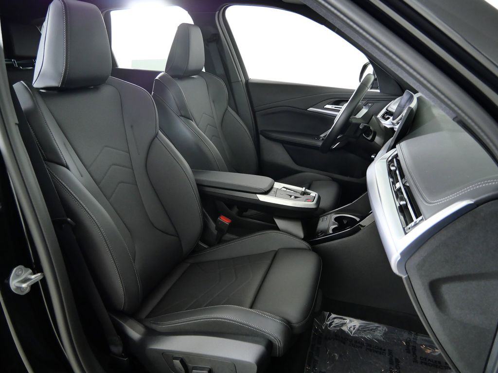 Thumbnail: 2025 BMW X1 - 26