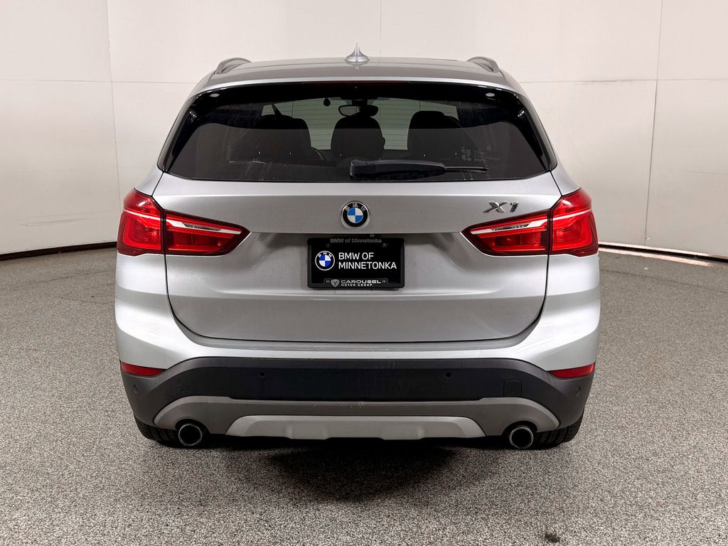 Thumbnail: 2017 BMW X1 - 7