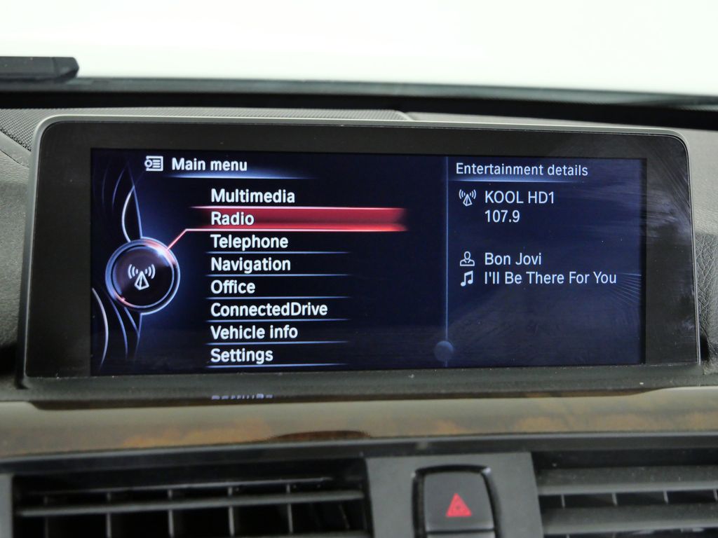 Thumbnail: 2015 BMW 3 Series - 42