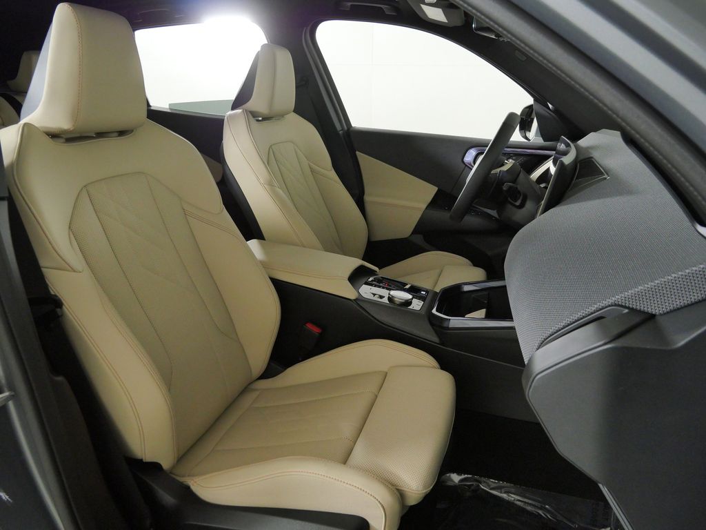 Thumbnail: 2025 BMW X3 - 26