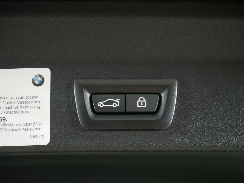 Thumbnail: 2022 BMW X3 - 31