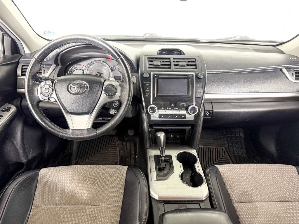 2012 Toyota Camry L 9