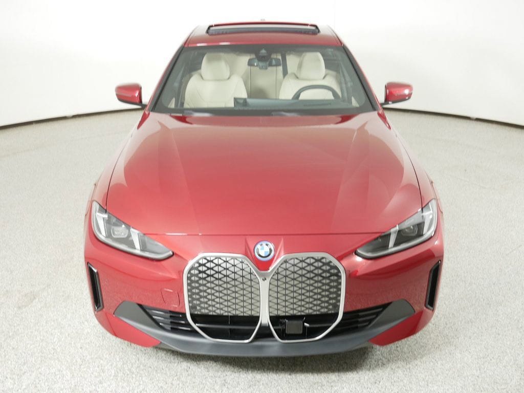 Thumbnail: 2025 BMW i4 - 17