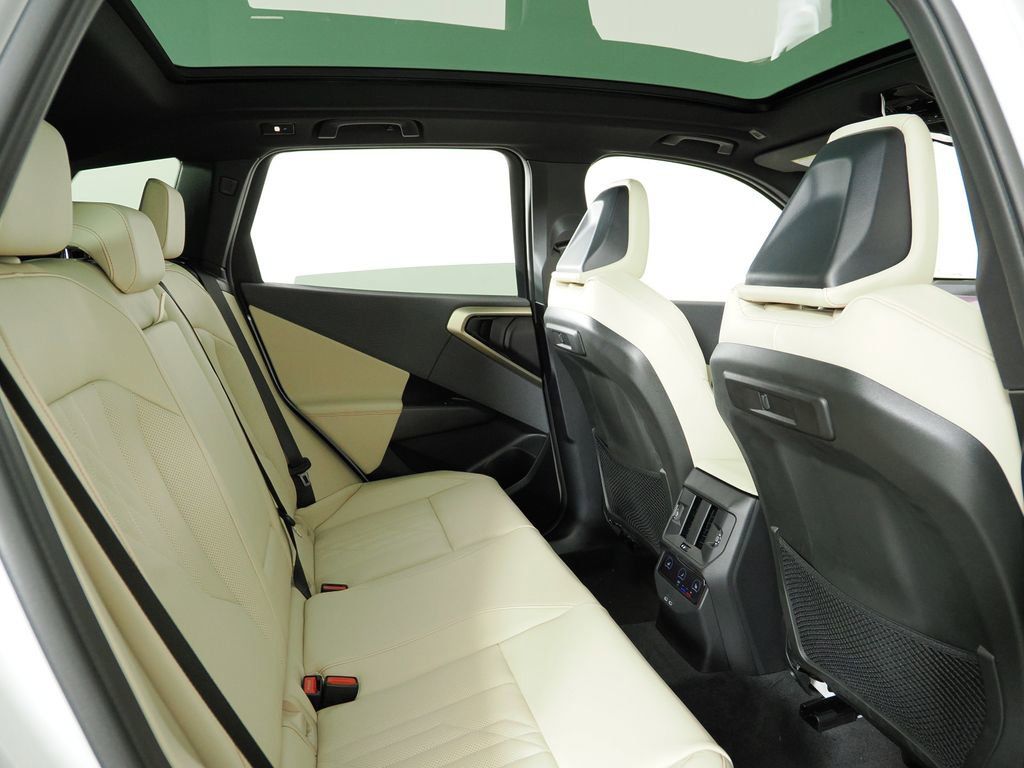 Thumbnail: 2025 BMW X3 - 25