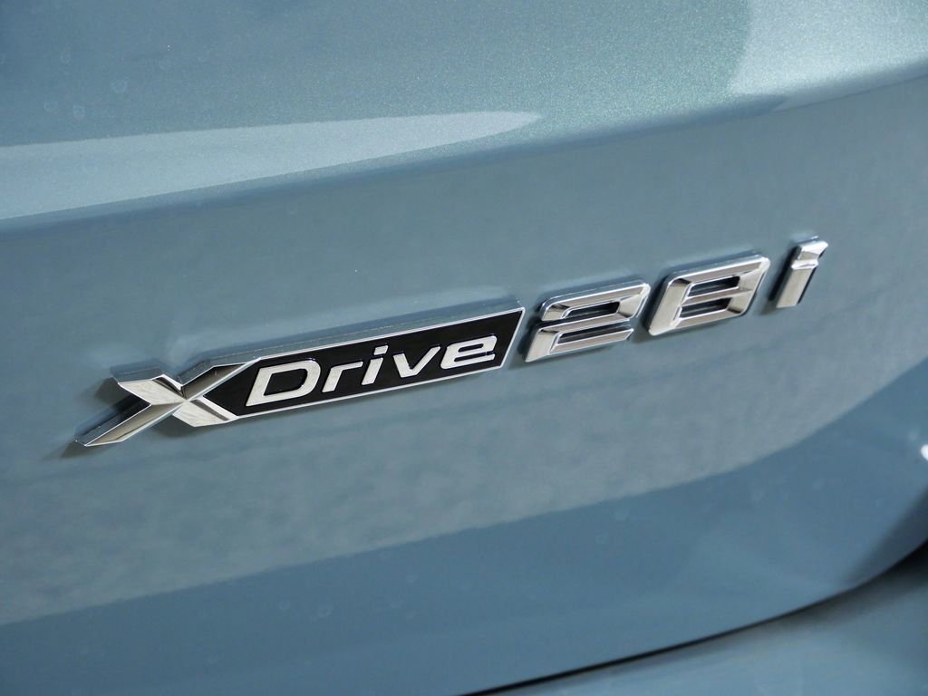 Thumbnail: 2026 BMW X1 - 14