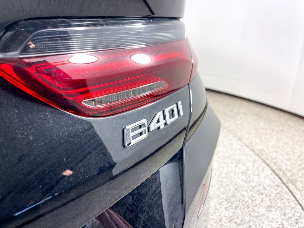 Thumbnail: 2025 BMW 8 Series - 15